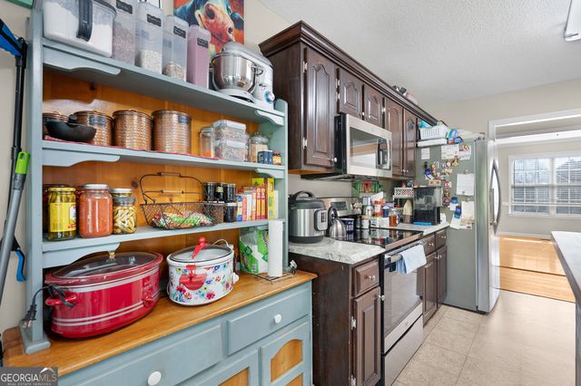 240 Orchard Way SE, Calhoun, GA 30701