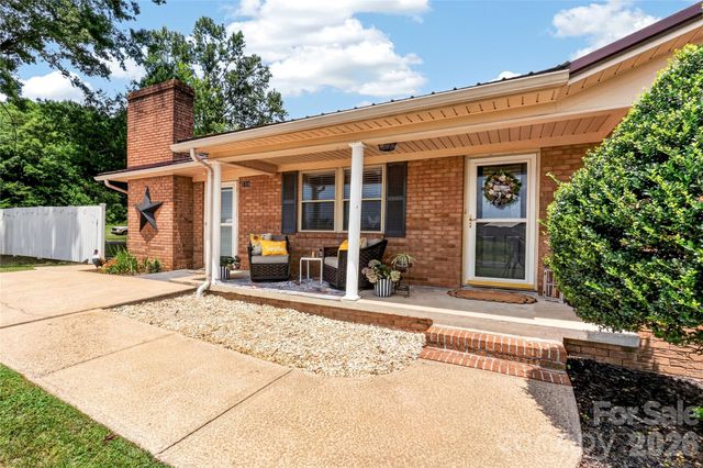 1316 Drumstand Road, Stony Point, NC 28678