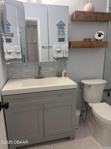 1600 Big Tree Rd Unit G8, Daytona Beach, FL 32119
