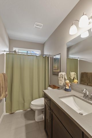 1819 S Donwood St, Greenacres, WA 99016