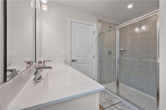 157 Asbury Circle, Calhoun, GA 30701