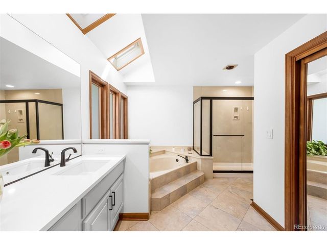 6546 S Garfield Ct, Centennial, CO 80121