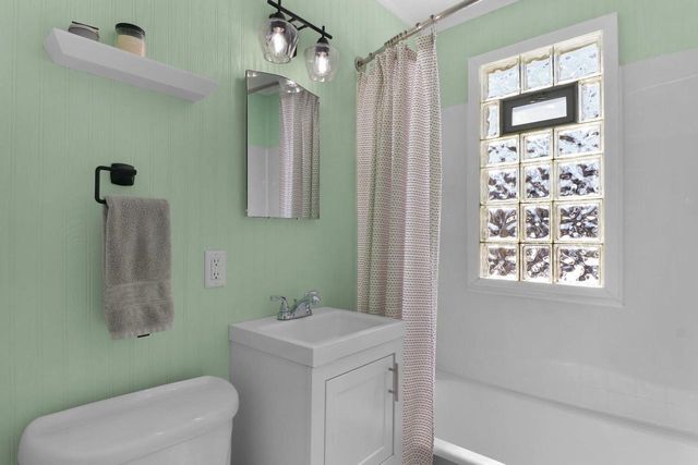 2513 Moland Street, Madison, WI 53704