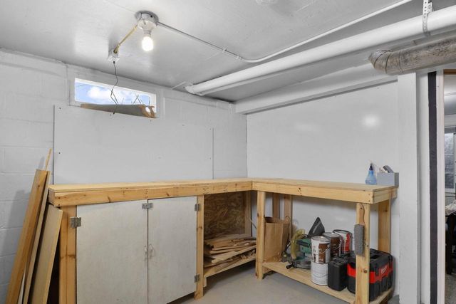 2513 Moland Street, Madison, WI 53704