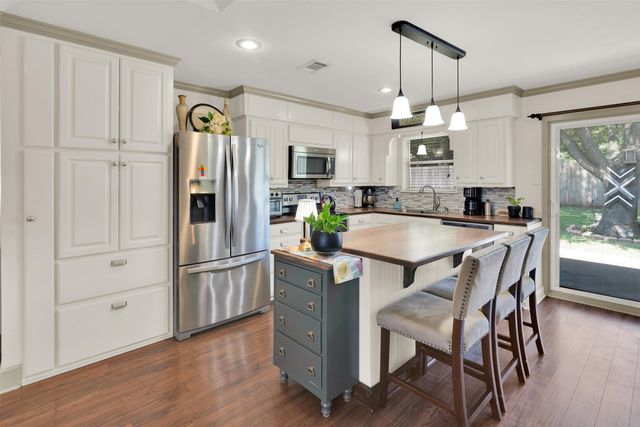 3118 Richelieu Drive, Sherman, TX 75090