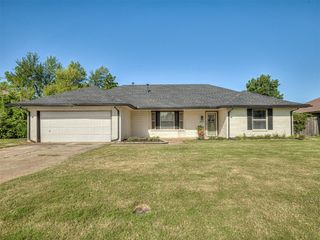 2309 S Avery Avenue, Midwest City, OK 73130