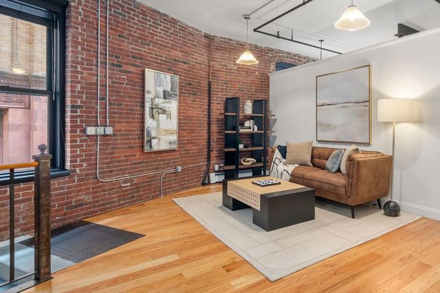 13-19 Stanhope Street 2B, Boston, MA 02116