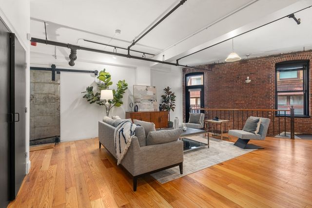 13-19 Stanhope Street 2B, Boston, MA 02116