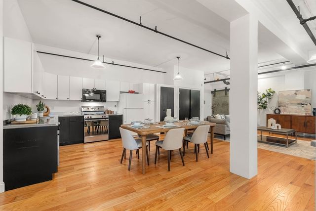 13-19 Stanhope Street 2B, Boston, MA 02116