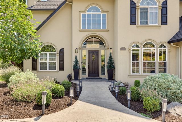 4300 Evening Ridge Terrace, Medford, OR 97504