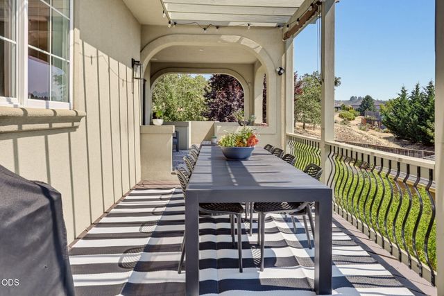 4300 Evening Ridge Terrace, Medford, OR 97504