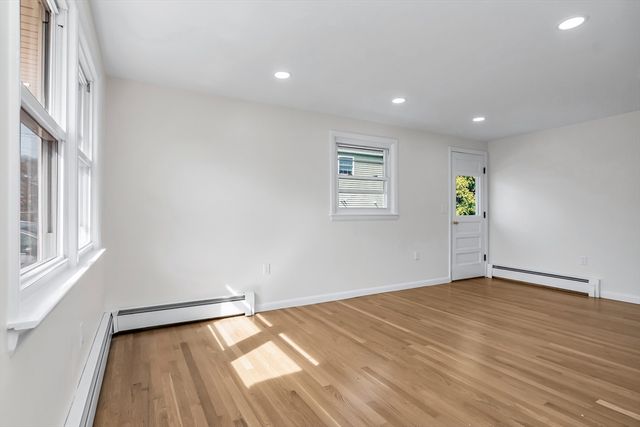 5 Lafayette Ave, Lawrence, MA 01843