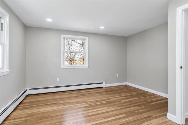 5 Lafayette Ave, Lawrence, MA 01843