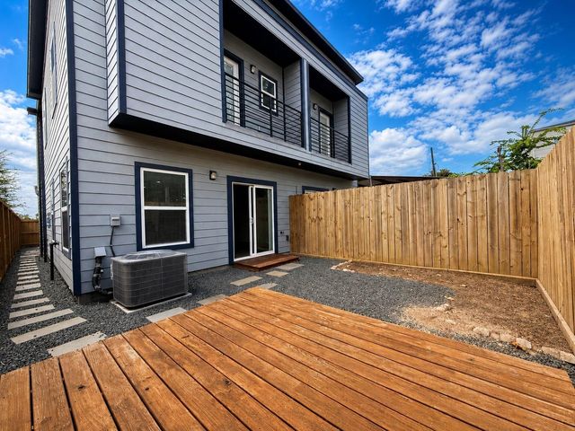 3923 Yale Street B, Houston, TX 77018