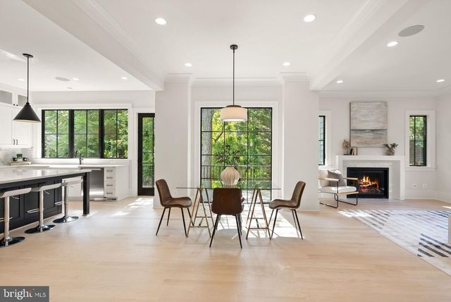 112 N HIGHLAND ST, Arlington, VA 22201