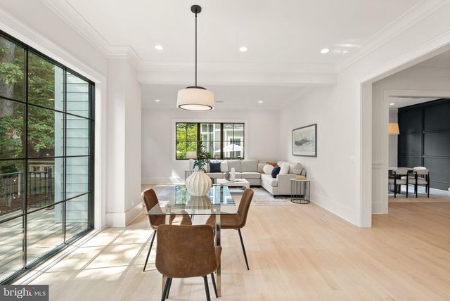 112 N HIGHLAND ST, Arlington, VA 22201