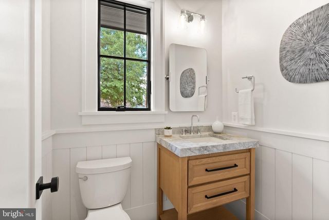 112 N HIGHLAND ST, Arlington, VA 22201