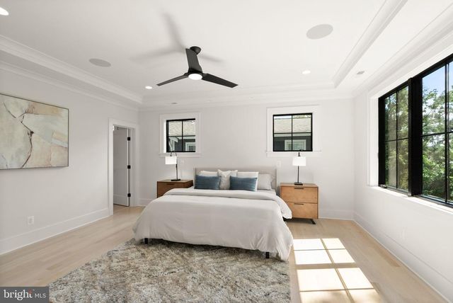 112 N HIGHLAND ST, Arlington, VA 22201