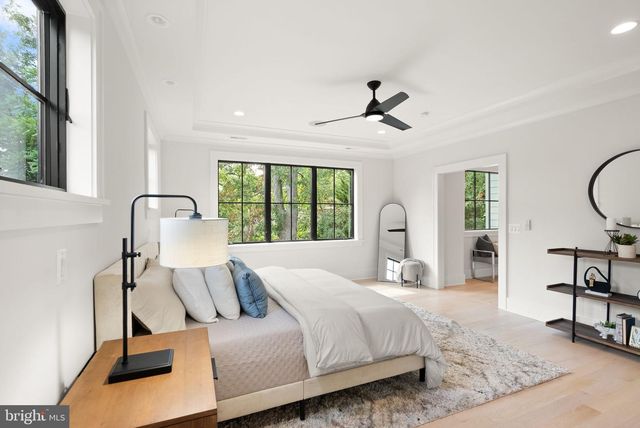 112 N HIGHLAND ST, Arlington, VA 22201