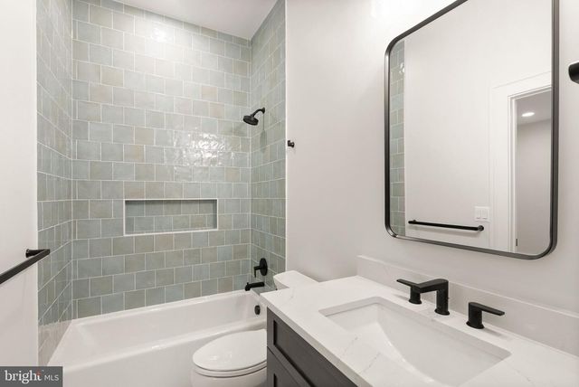 112 N HIGHLAND ST, Arlington, VA 22201