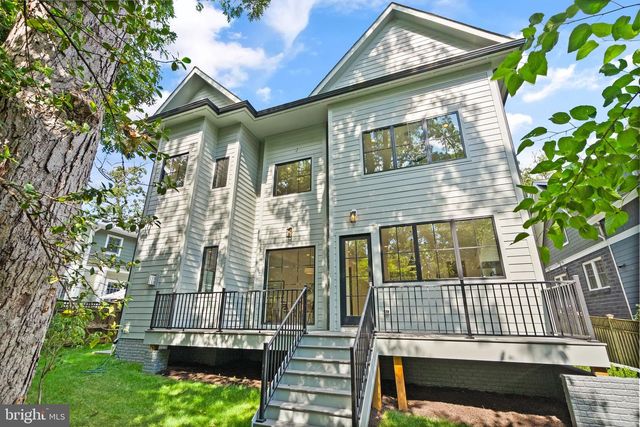 112 N HIGHLAND ST, Arlington, VA 22201