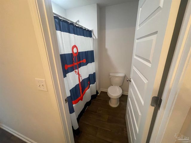 10541 Queens Gate Cir, Pensacola, FL 32506