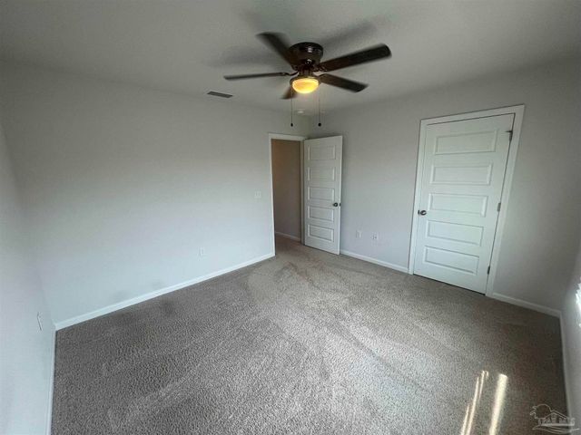 10541 Queens Gate Cir, Pensacola, FL 32506