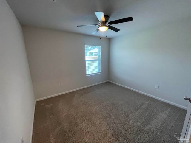 10541 Queens Gate Cir, Pensacola, FL 32506