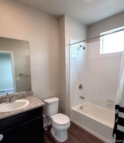 1070 Oak Circle, Denver, CO 80215