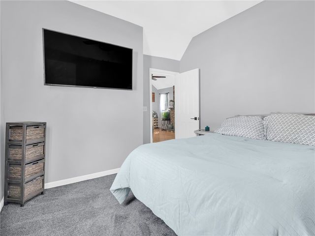 37 Oxford Avenue, Warwick, RI 02889