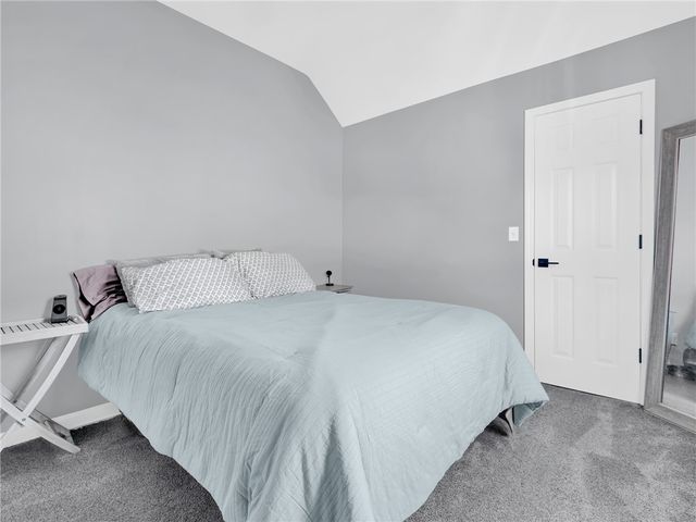 37 Oxford Avenue, Warwick, RI 02889