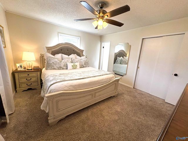 202 Helen Street, Rainbow City, AL 35906