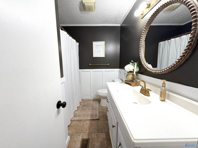 202 Helen Street, Rainbow City, AL 35906