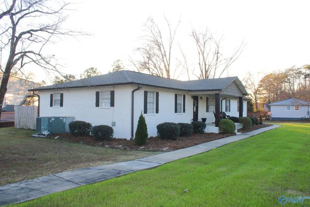 202 Helen Street, Rainbow City, AL 35906