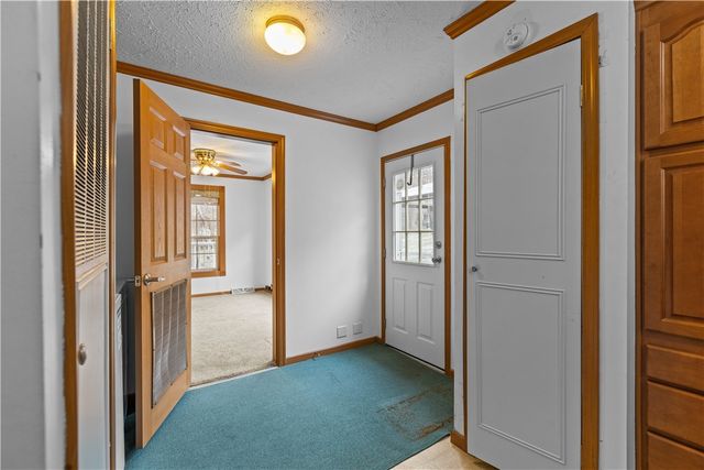 4601 WILDWOOD SAMPLE RD, Hampton, PA 15101