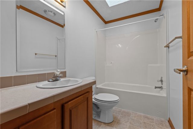 4601 WILDWOOD SAMPLE RD, Hampton, PA 15101