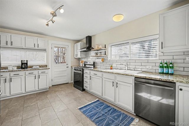 2582 Ingalls Street, Edgewater, CO 80214