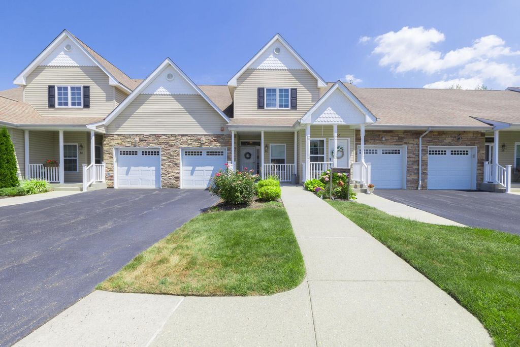 36 Rose Lane, Mount Sinai, NY 11766