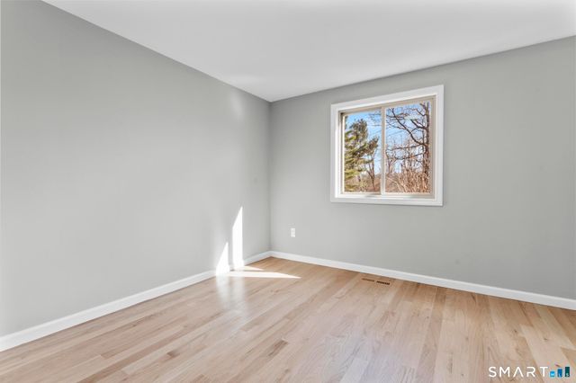 106 Smoke Valley Drive B, Stratford, CT 06614