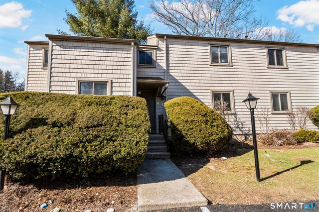 106 Smoke Valley Drive B, Stratford, CT 06614