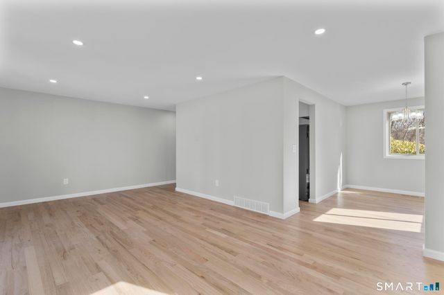 106 Smoke Valley Drive B, Stratford, CT 06614