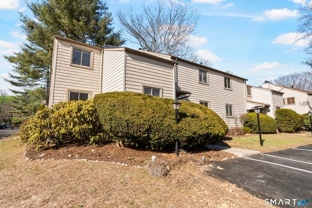 106 Smoke Valley Drive B, Stratford, CT 06614