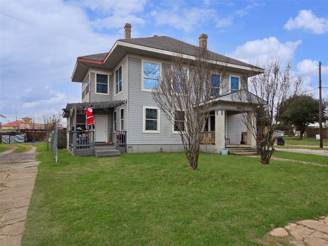 507 W Nash Street, Terrell, TX 75160