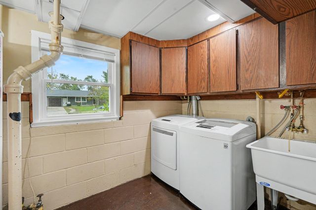 2728 119th Avenue NW, Coon Rapids, MN 55433