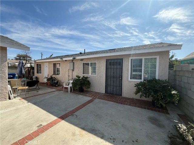 12872 Van Nuys Boulevard, Pacoima, CA 91331