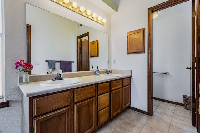 4717 Snapdragon Road NW, Albuquerque, NM 87120