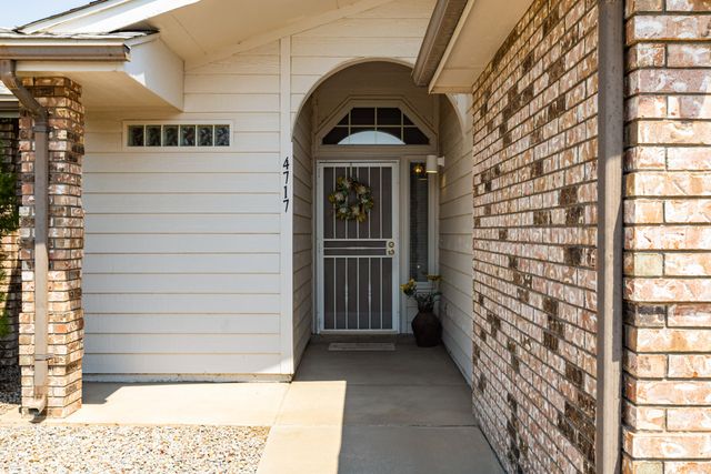 4717 Snapdragon Road NW, Albuquerque, NM 87120