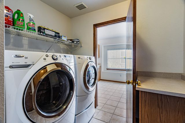 4717 Snapdragon Road NW, Albuquerque, NM 87120