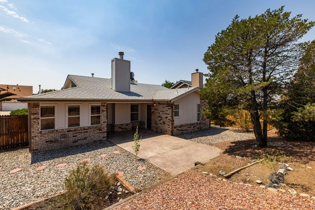 4717 Snapdragon Road NW, Albuquerque, NM 87120