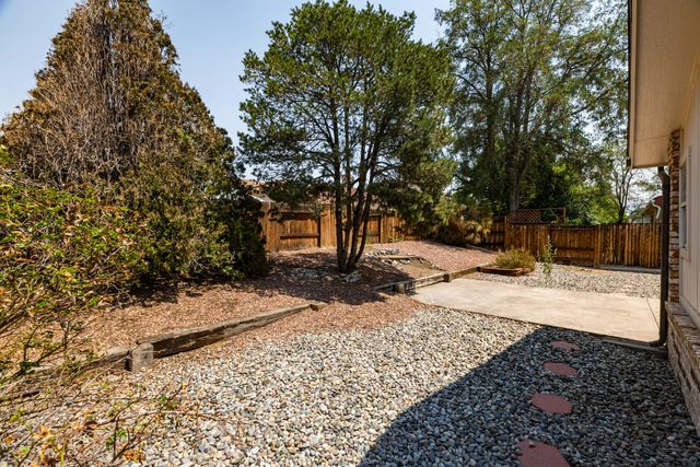 4717 Snapdragon Road NW, Albuquerque, NM 87120